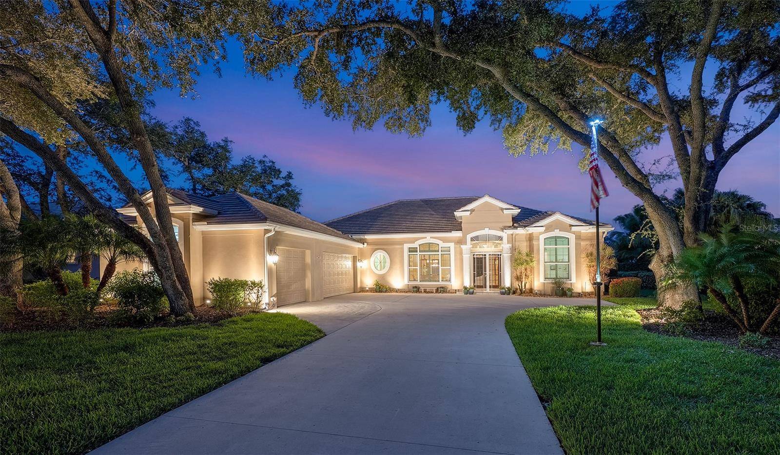 11 N CAYMAN ISLES BLVD, Englewood, FL 34223