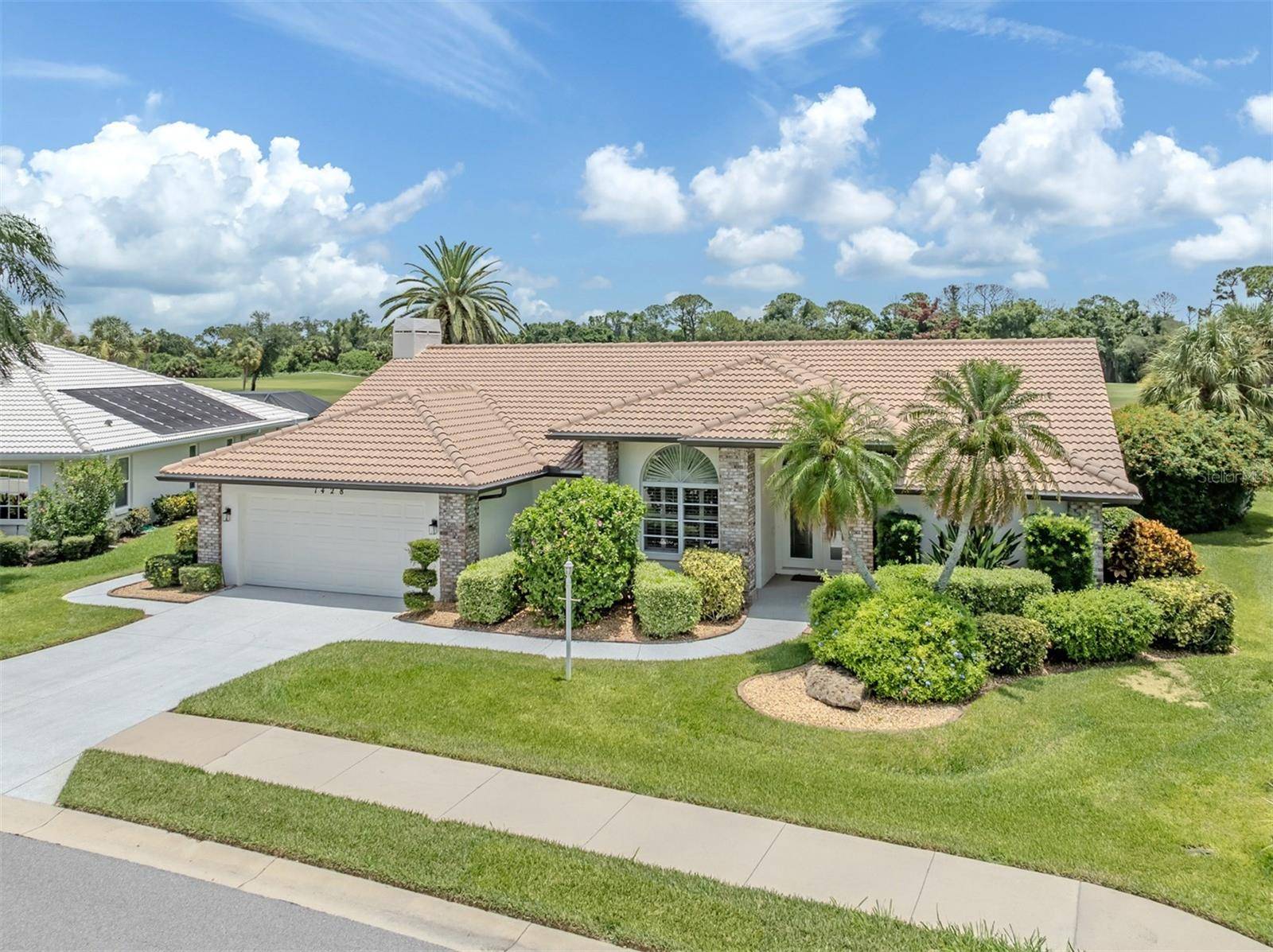 1428 GLENEAGLES DR, Venice, FL 34292