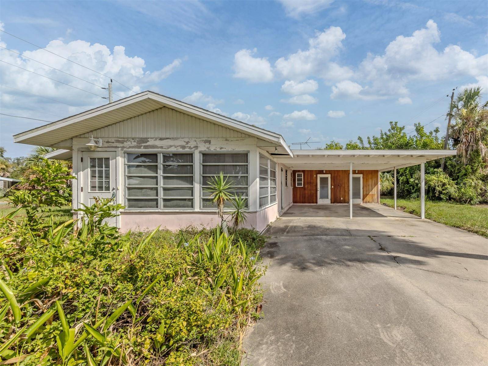 730 S VENICE BLVD, Venice, FL 34293