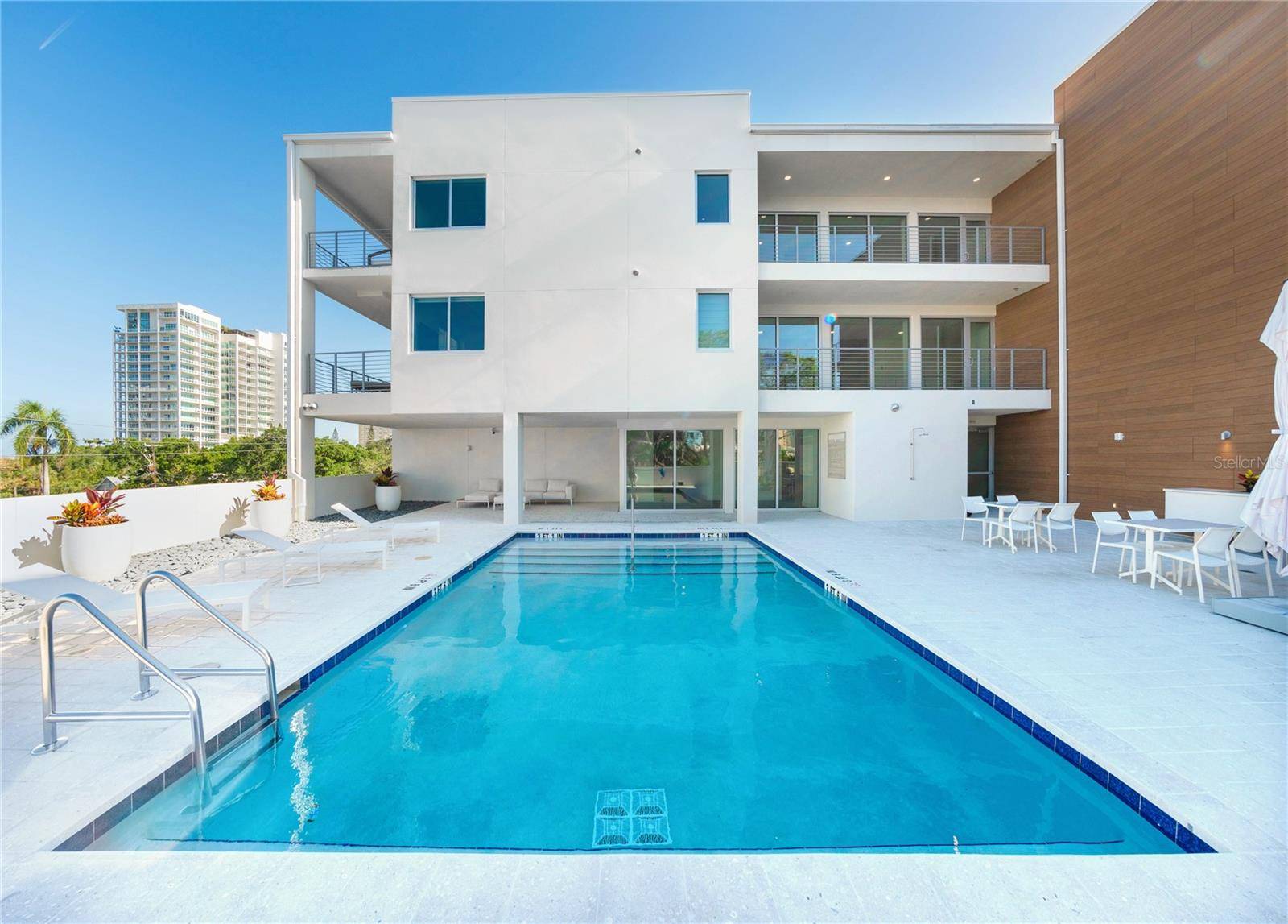 1338 4TH ST #411, Sarasota, FL 34236