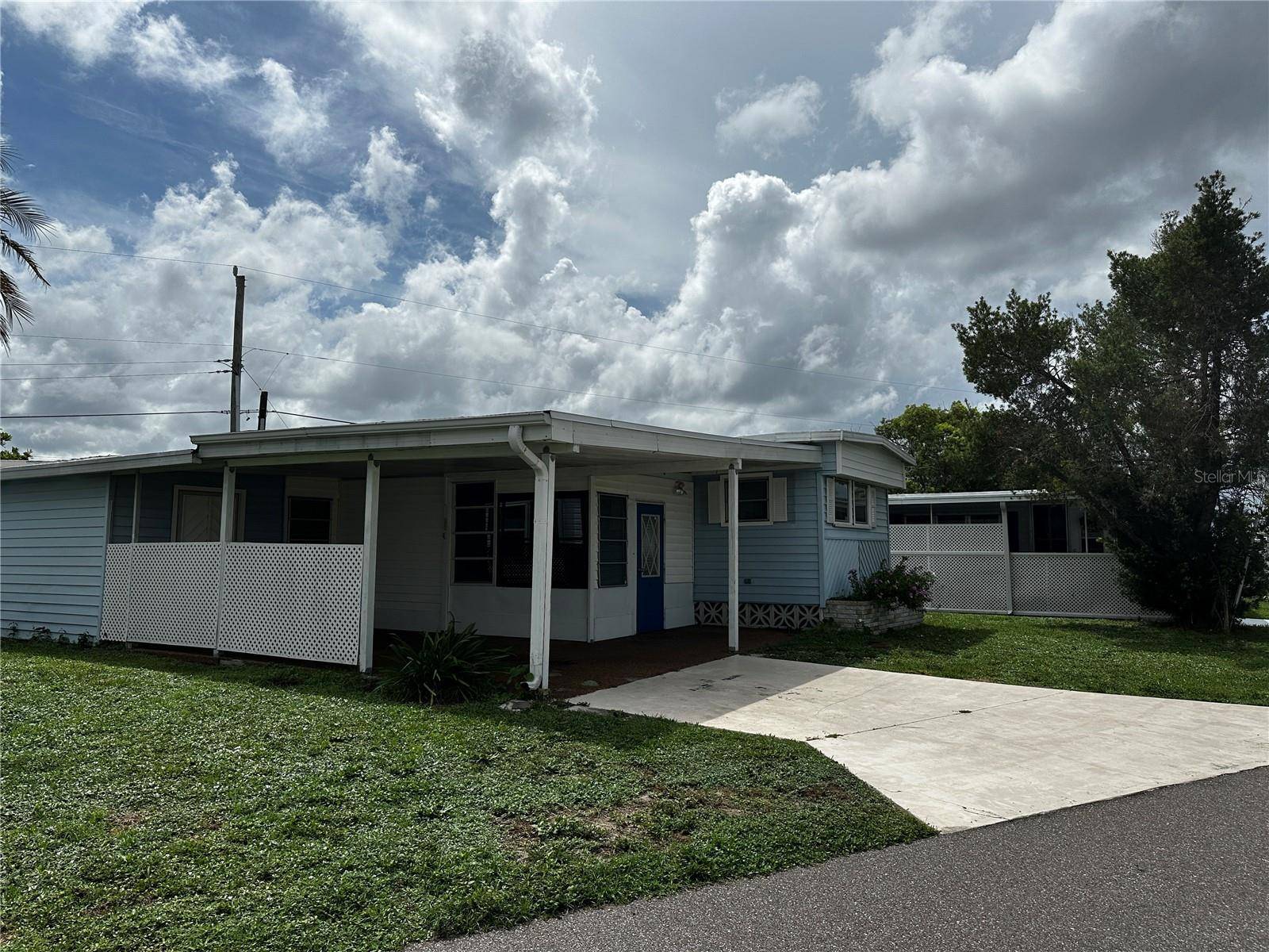 324 TRAILORAMA DR, North Port, FL 34287