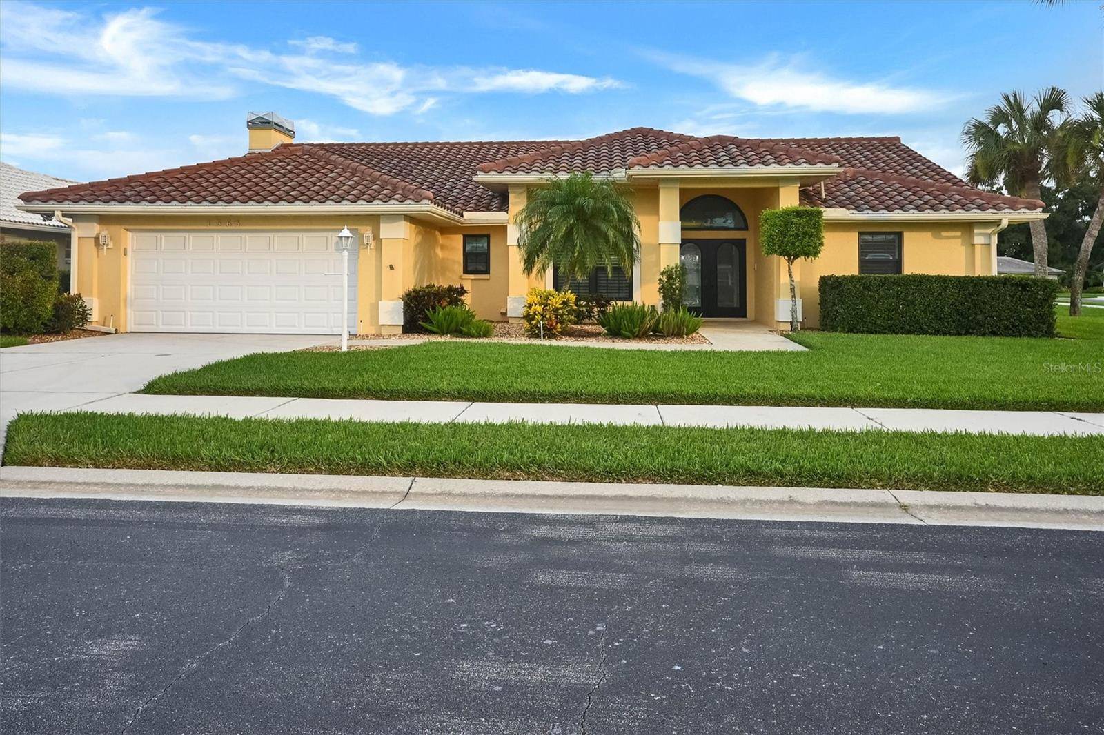 1565 WATERFORD DR, Venice, FL 34292