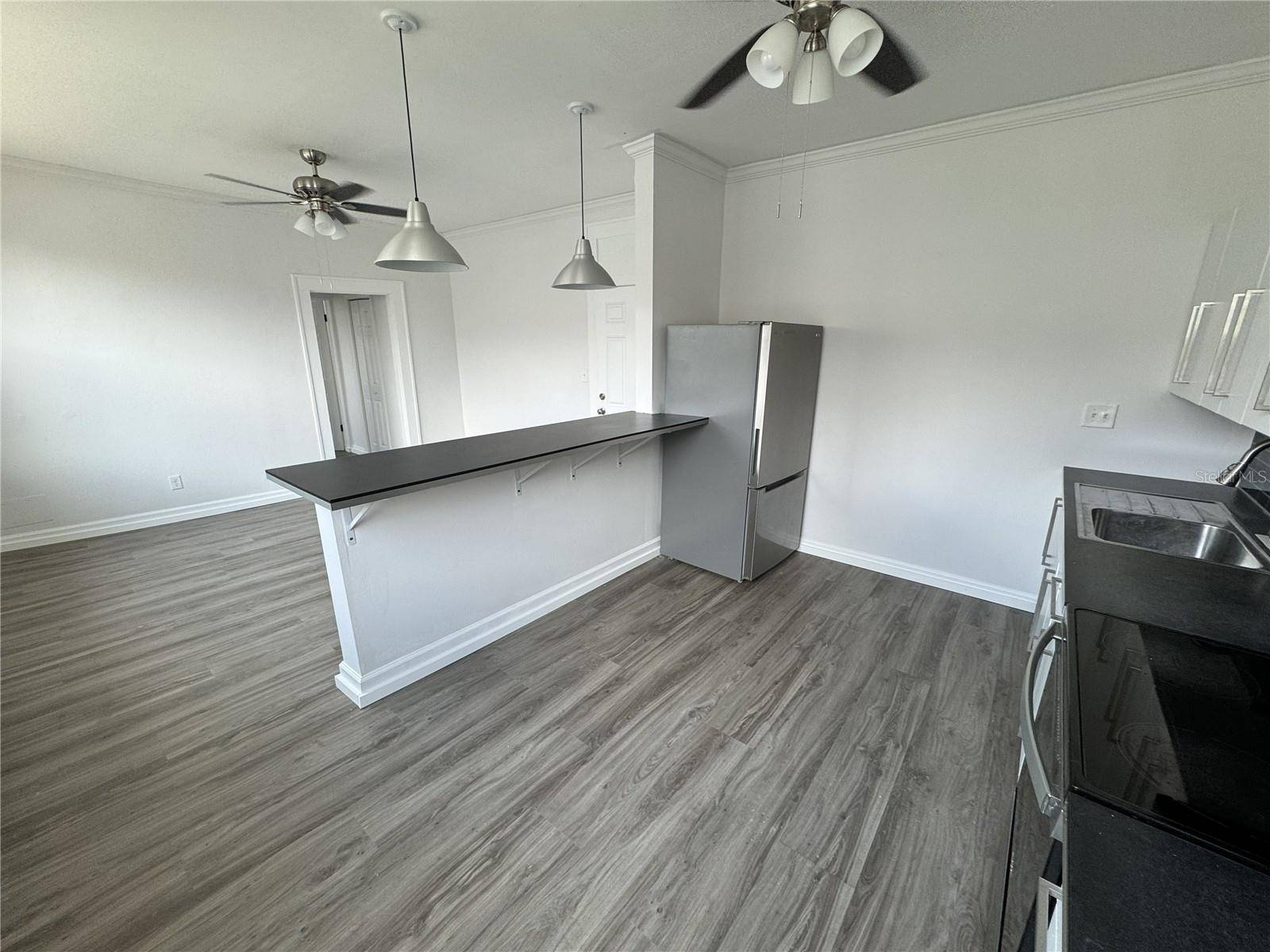 428 ARMADA RD S #6, Venice, FL 34285