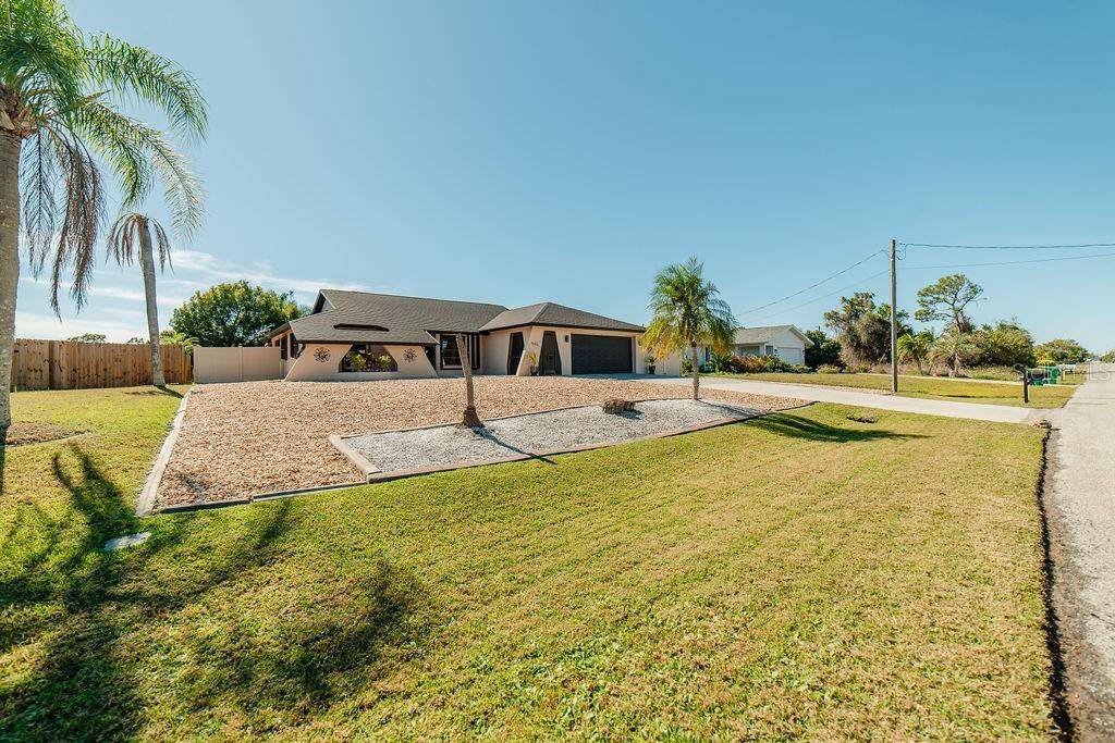 9273 CARNATION AVE, Englewood, FL 34224