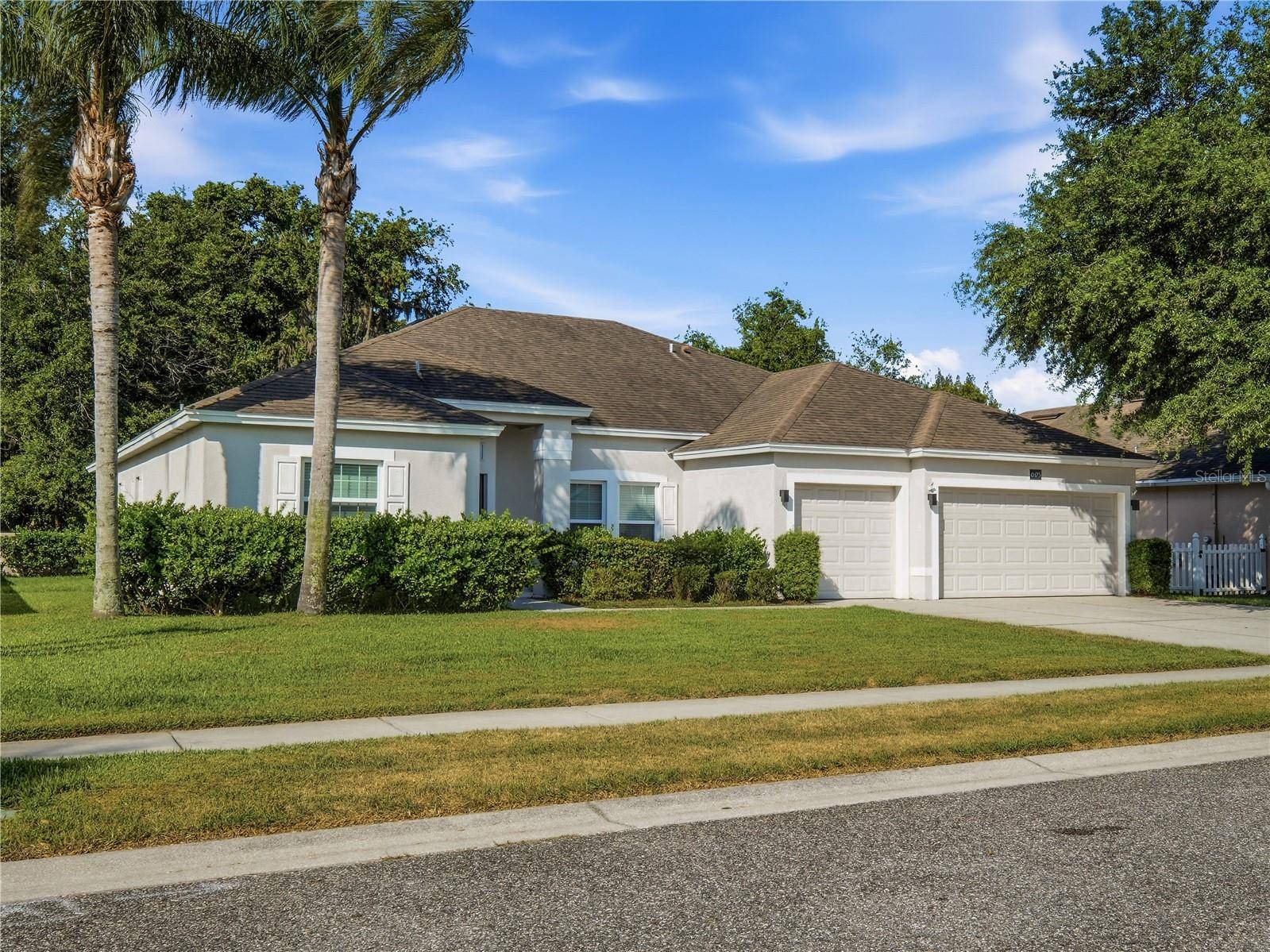 695 GRAPE IVY LN, New Smyrna Beach, FL 32168