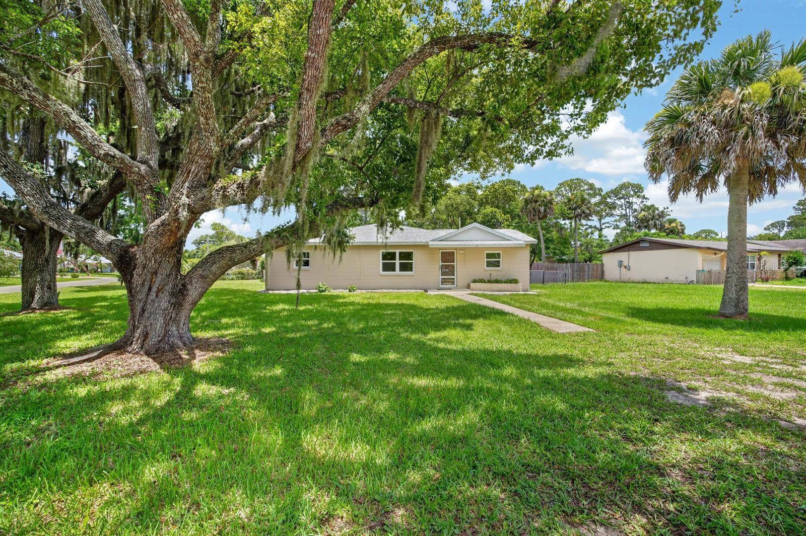 2205 JUNIPER DR, Edgewater, FL 32141