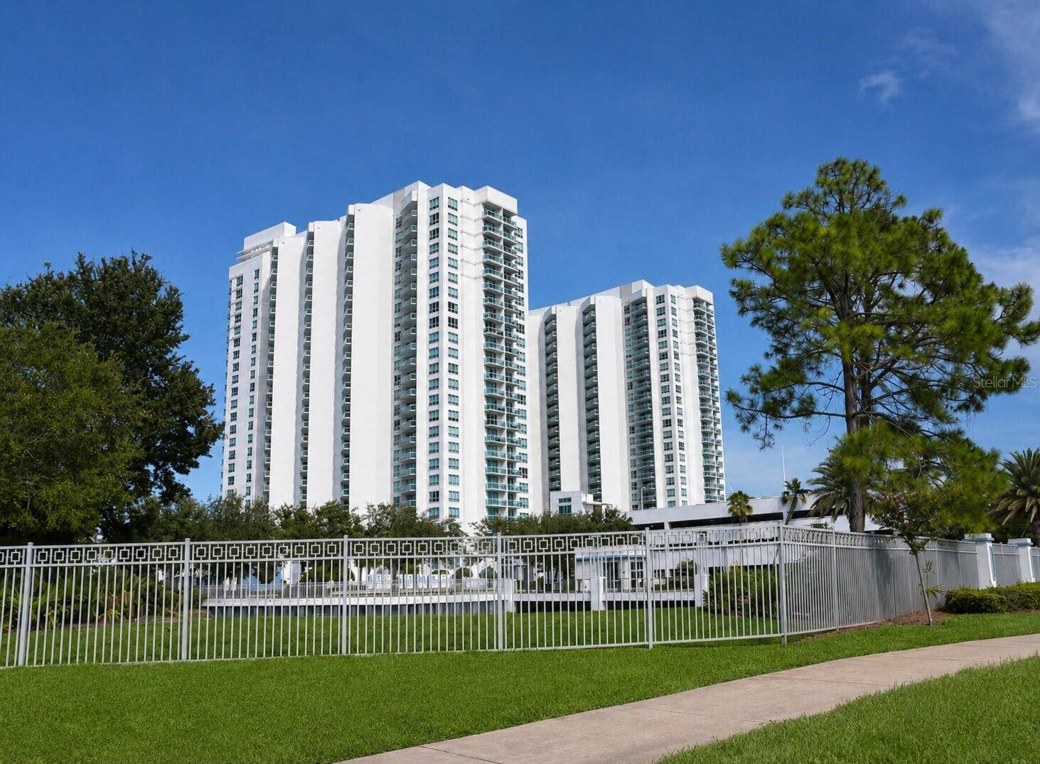 241 RIVERSIDE DR #2009, Holly Hill, FL 32117