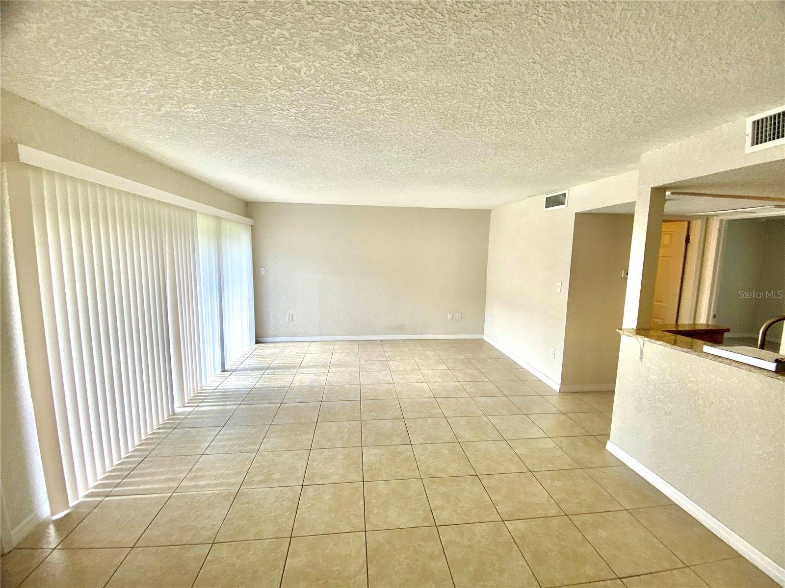 554 ORANGE DR #15, Altamonte Springs, FL 32701