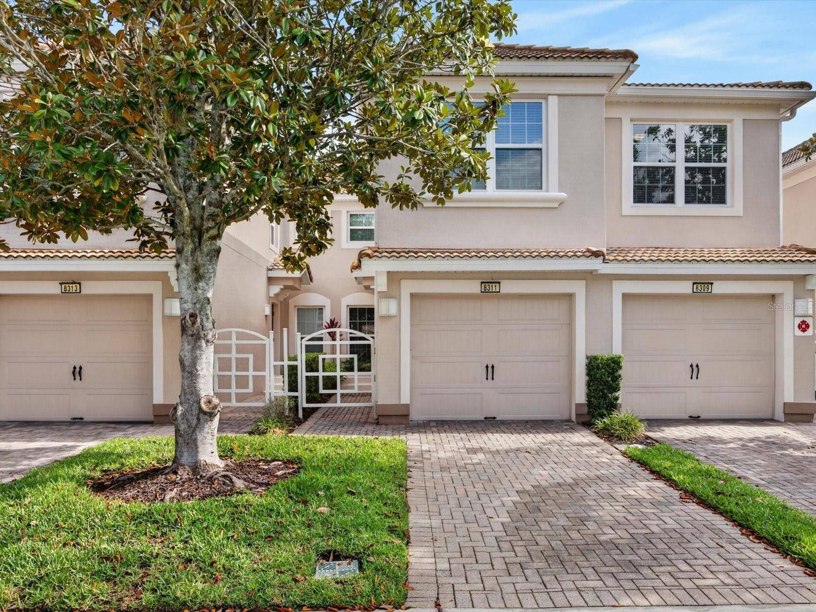 8311 FOSTER DR, Davenport, FL 33896
