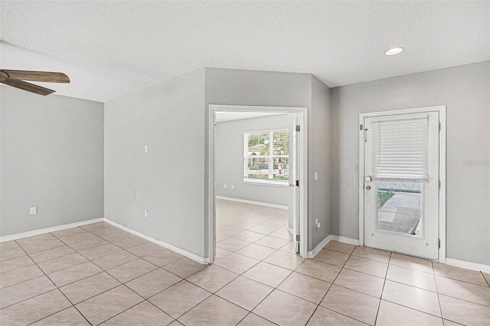 4957 CASTLE ST E, Kissimmee, FL 34758