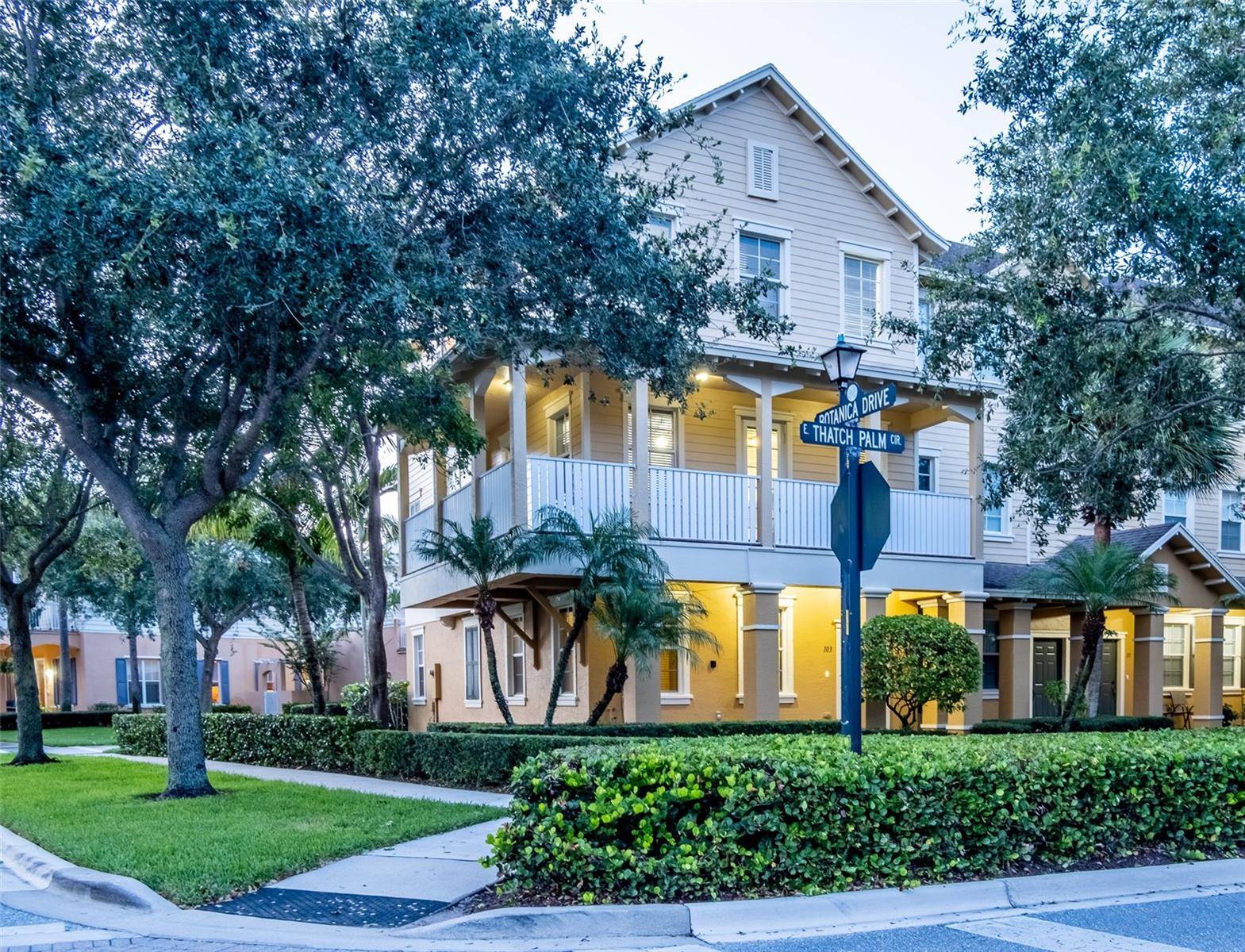 103 E THATCH PALM CIR, Jupiter, FL 33458