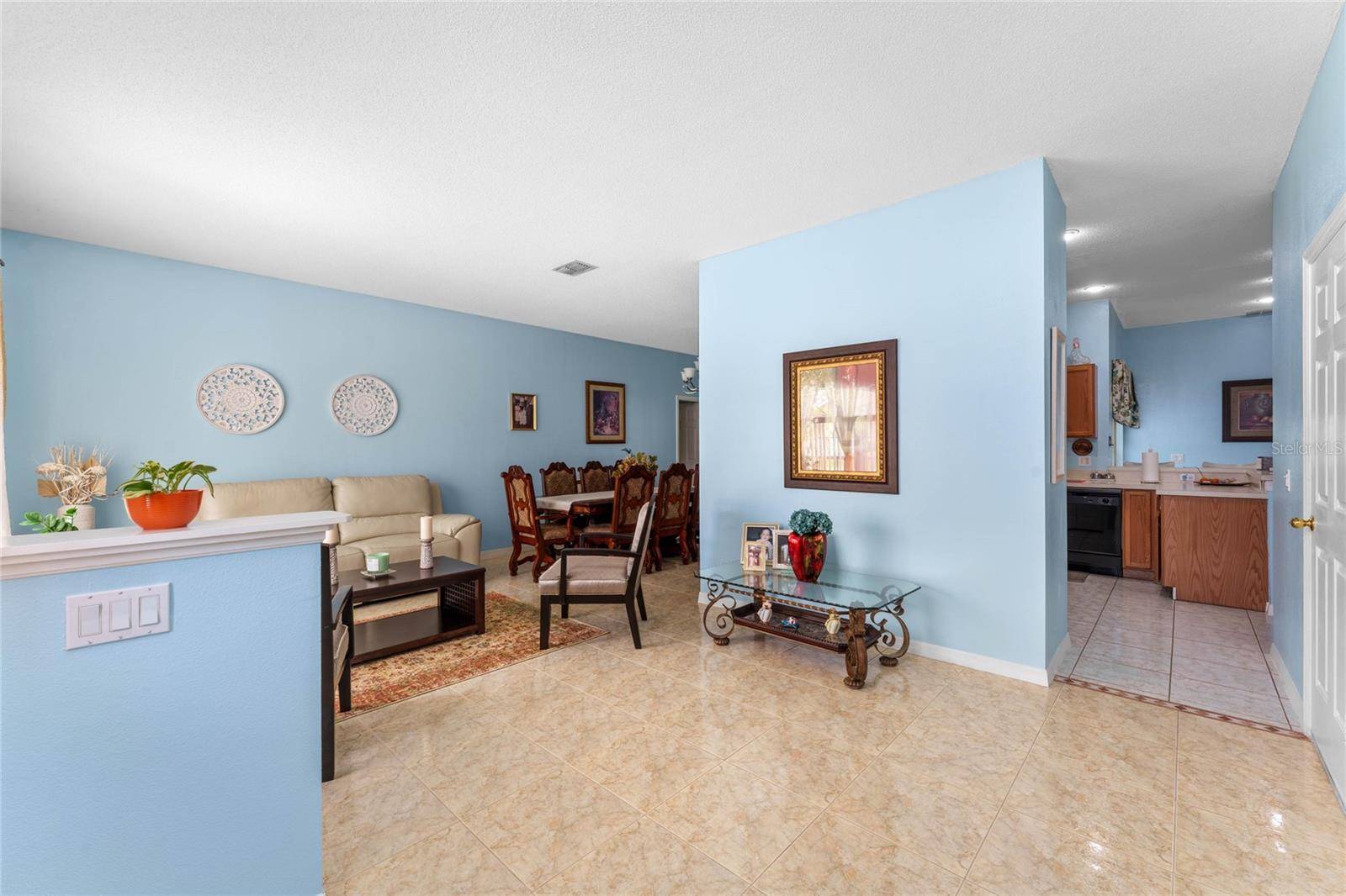 323 ALEGRIANO CT, Kissimmee, FL 34758