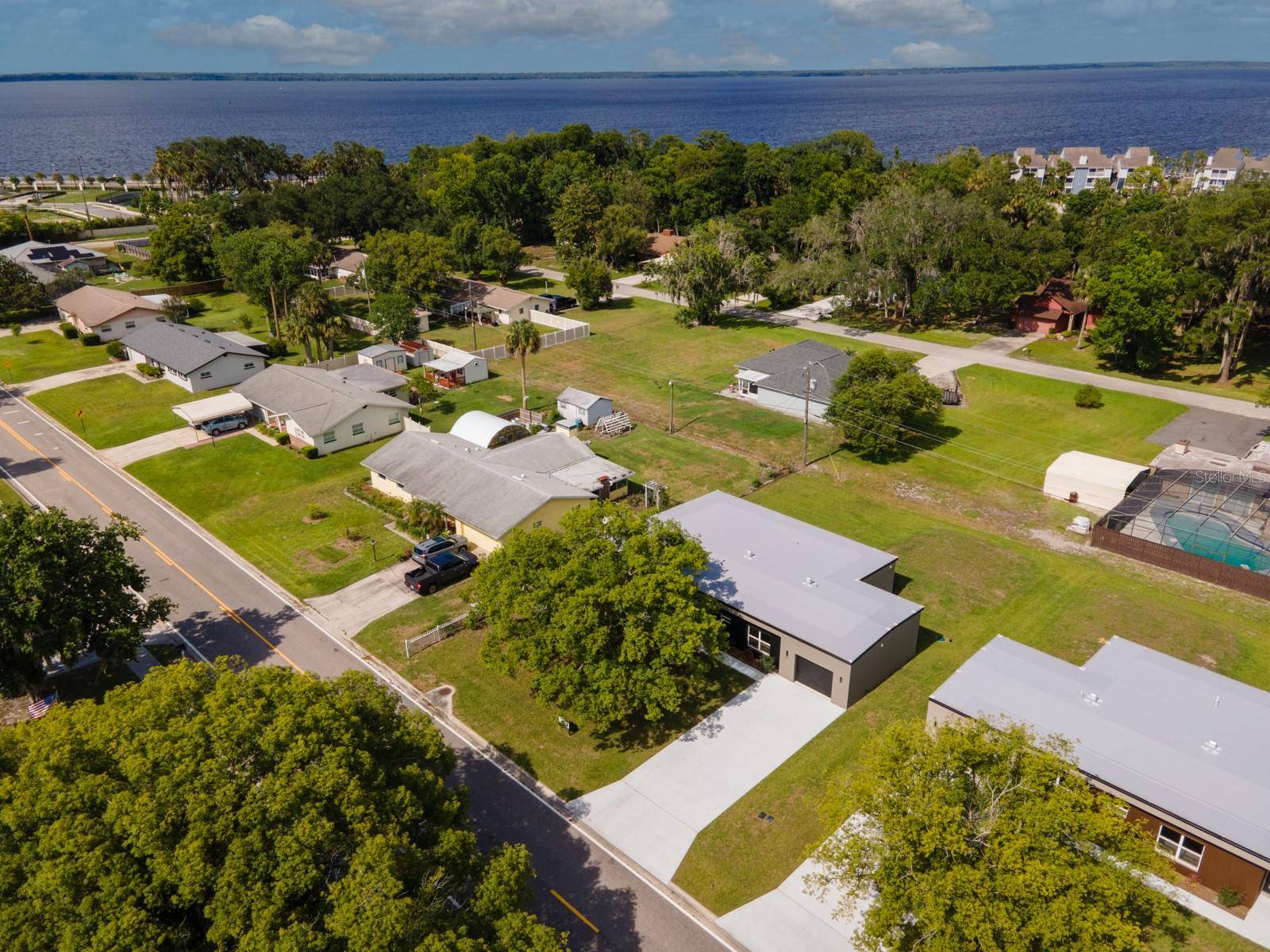 455 RIVERVIEW AVE, Sanford, FL 32771