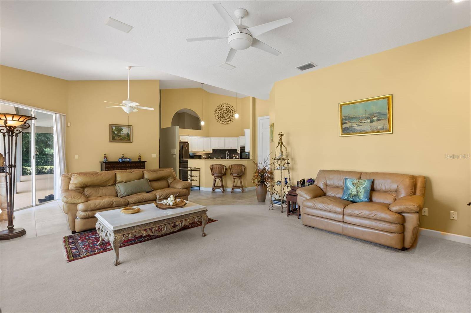 1521 EDGEWATER DR, Mount Dora, FL 32757