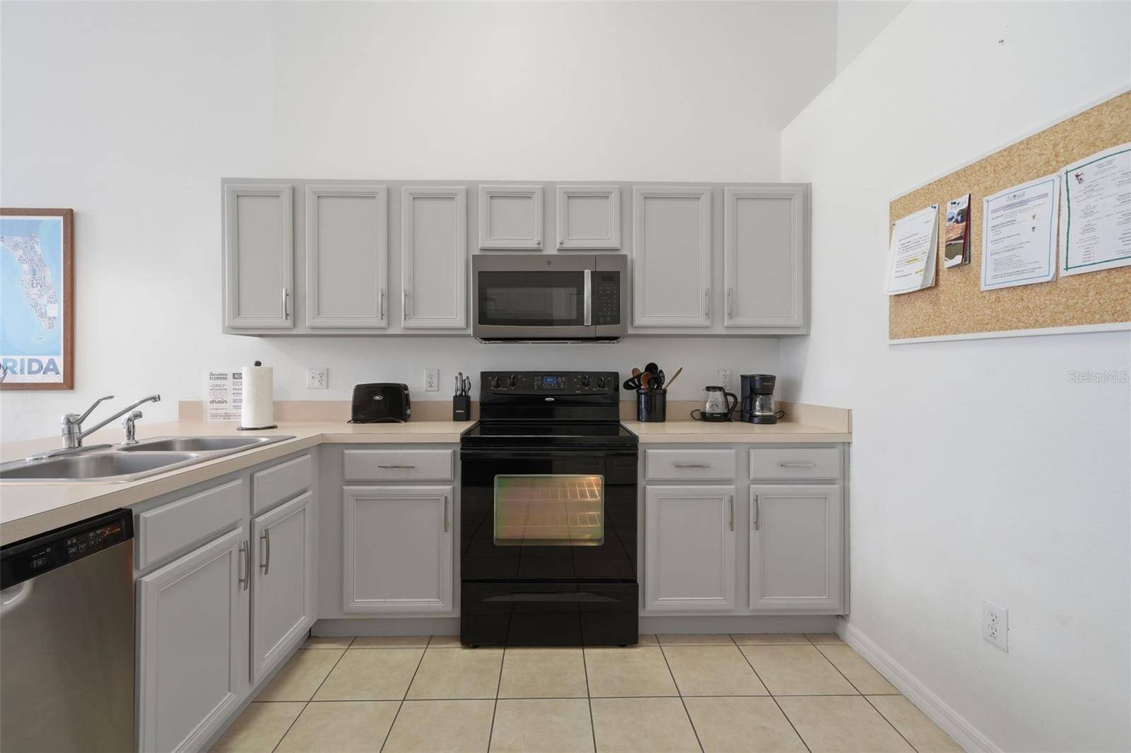 155 BAREFOOT BEACH WAY, Kissimmee, FL 34746