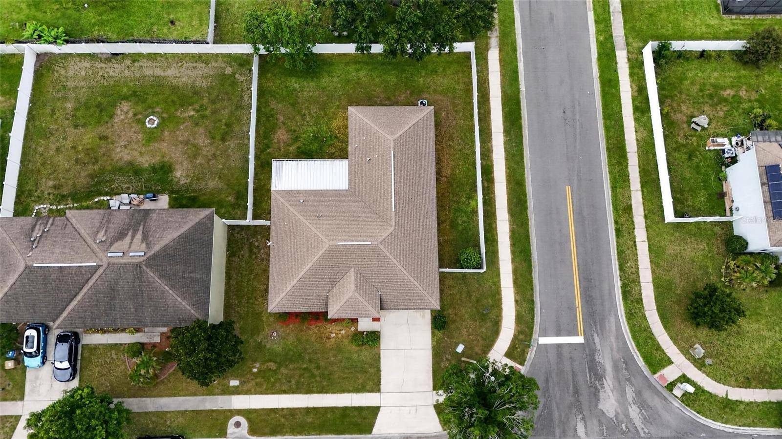 2589 HUNLEY LOOP, Kissimmee, FL 34743