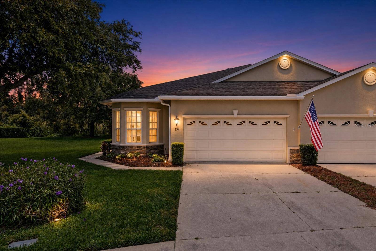 134 LOWER LAKE CT, Debary, FL 32713