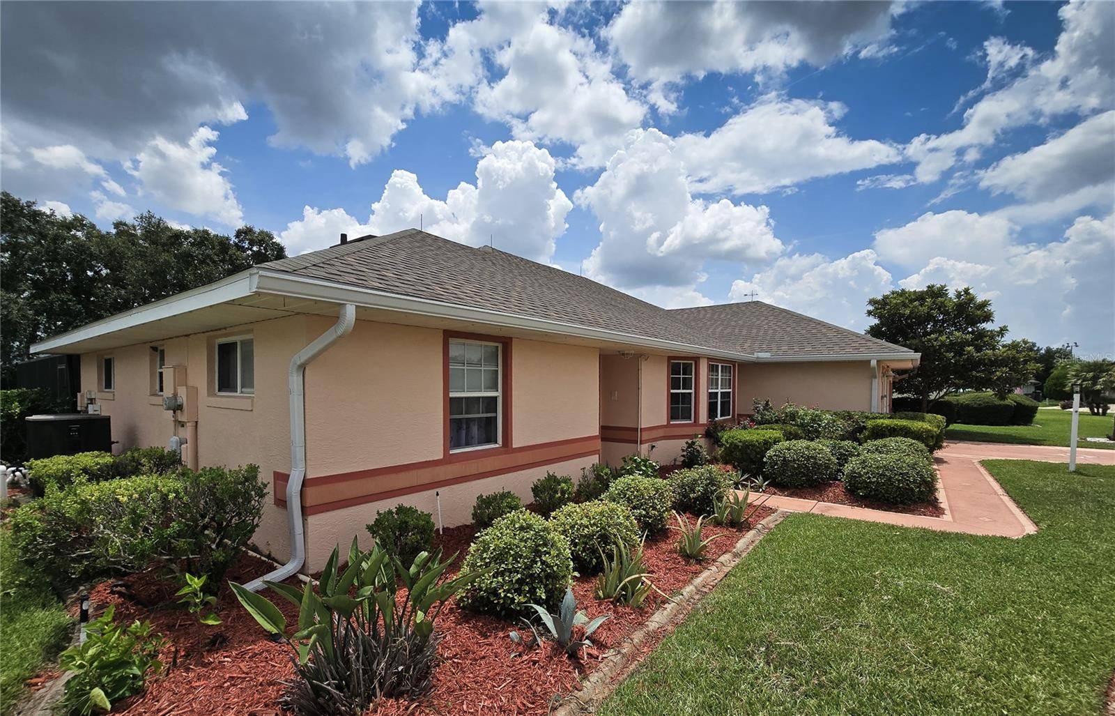 5506 PRINCE CHARLES LN, Leesburg, FL 34748