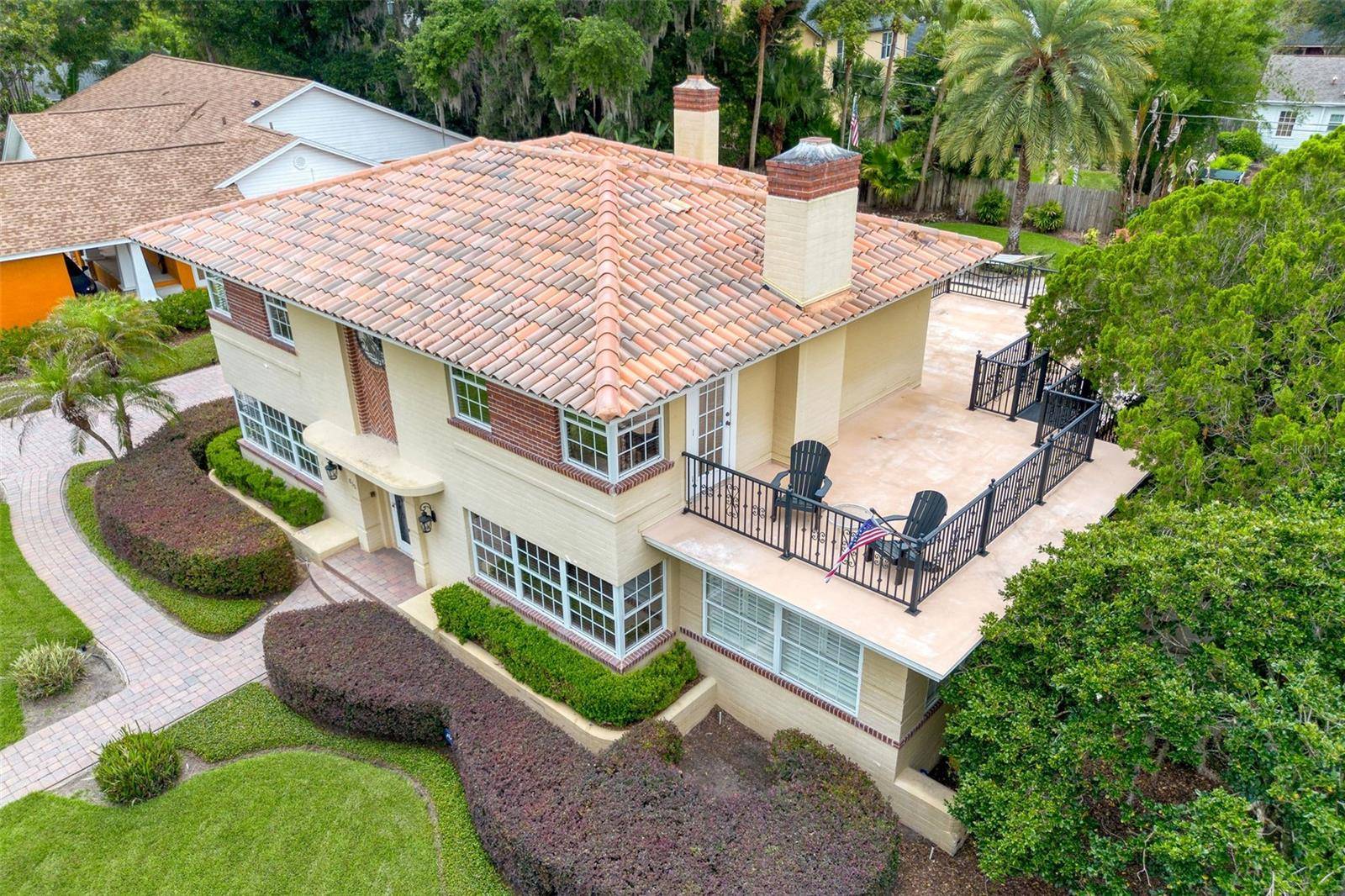 830 LAKE DAVIS DR, Orlando, FL 32806