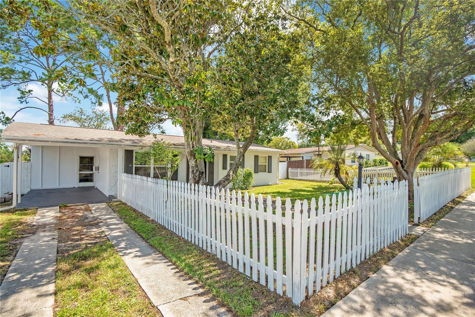 682 MERRIMAC ST, Deltona, FL 32725