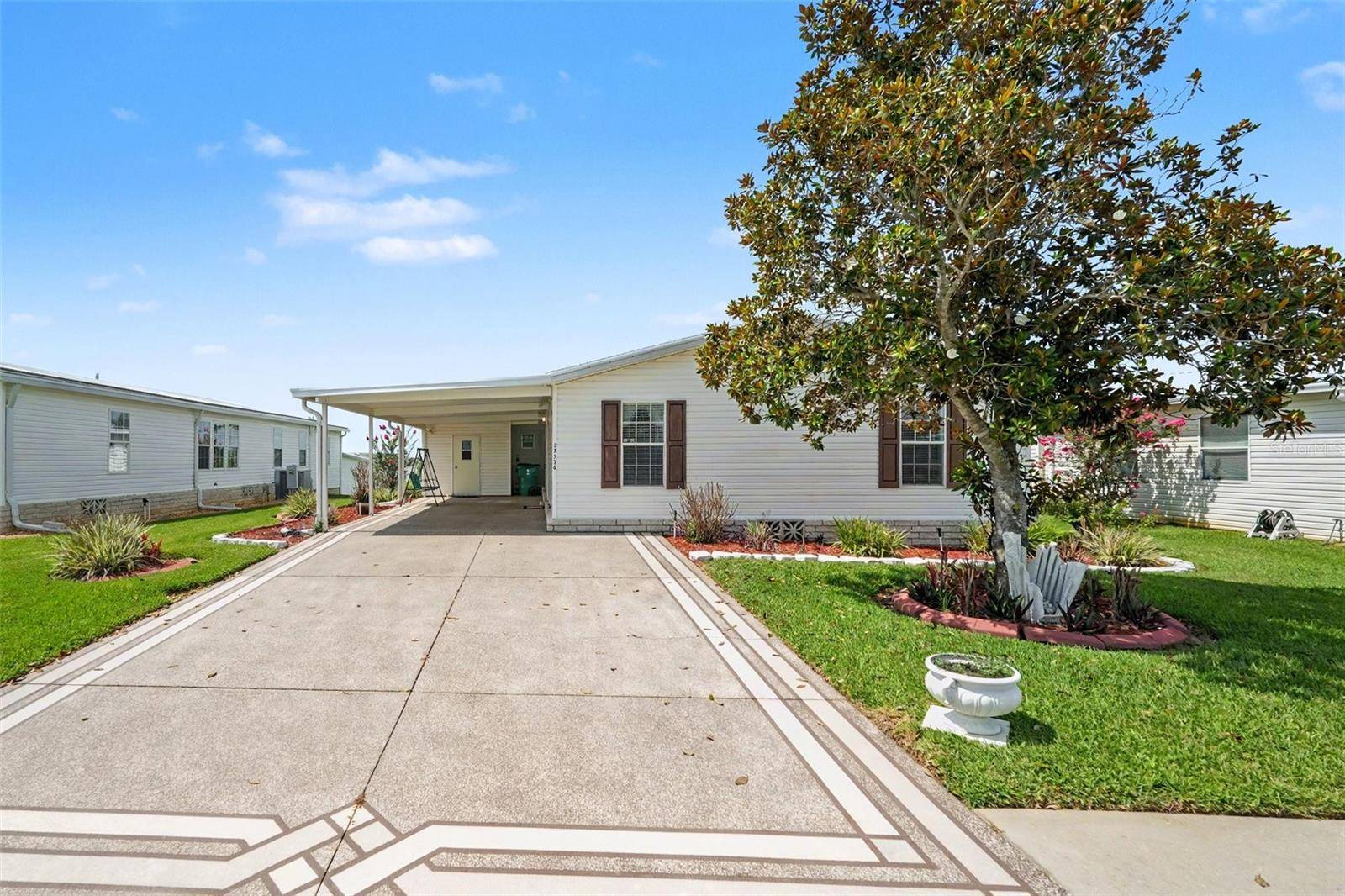 37536 GILL AVE, Zephyrhills, FL 33541