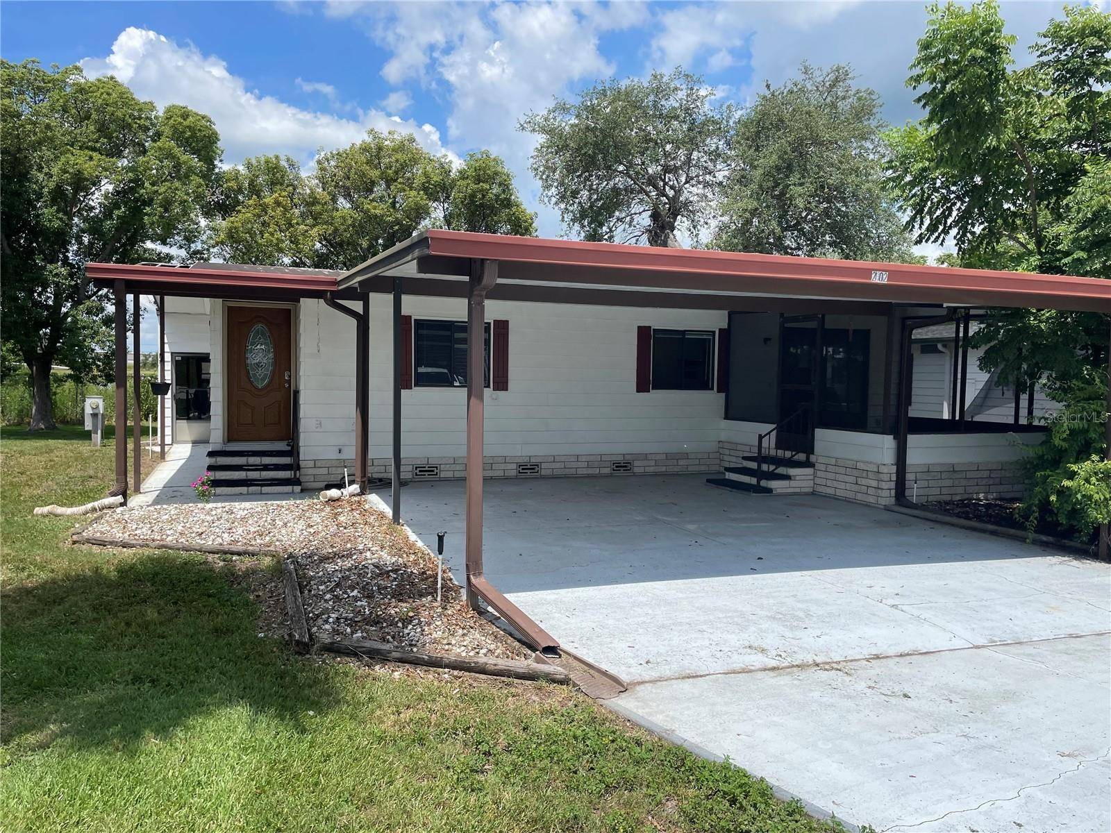 2102 CANOPY CIR #150, Zellwood, FL 32798