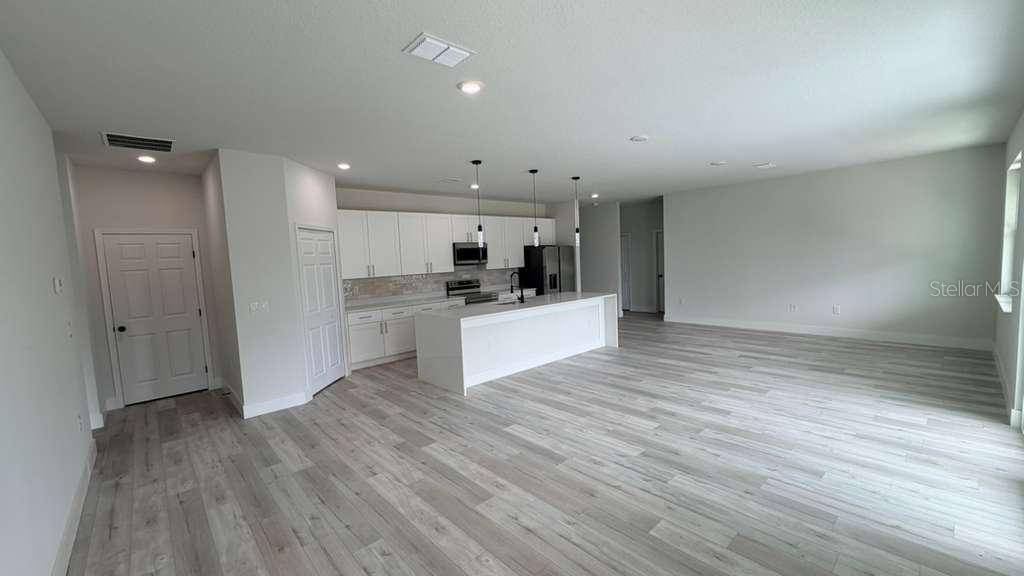 1217 E PRICE BLVD, North Port, FL 34288