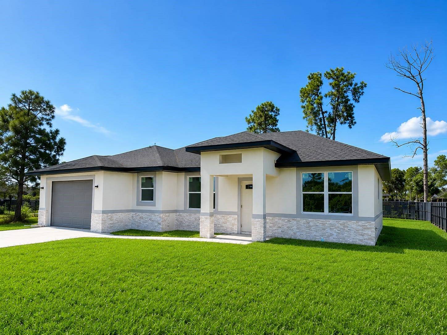 1217 E PRICE BLVD, North Port, FL 34288