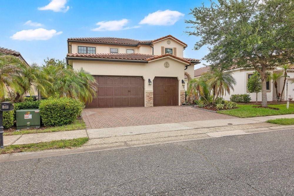 10459 STAPELEY DR, Orlando, FL 32832