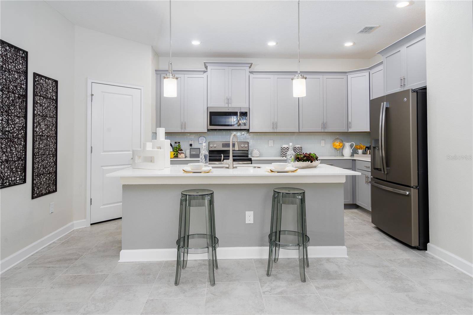 2220 BARRINGTON LOOP, Davenport, FL 33837