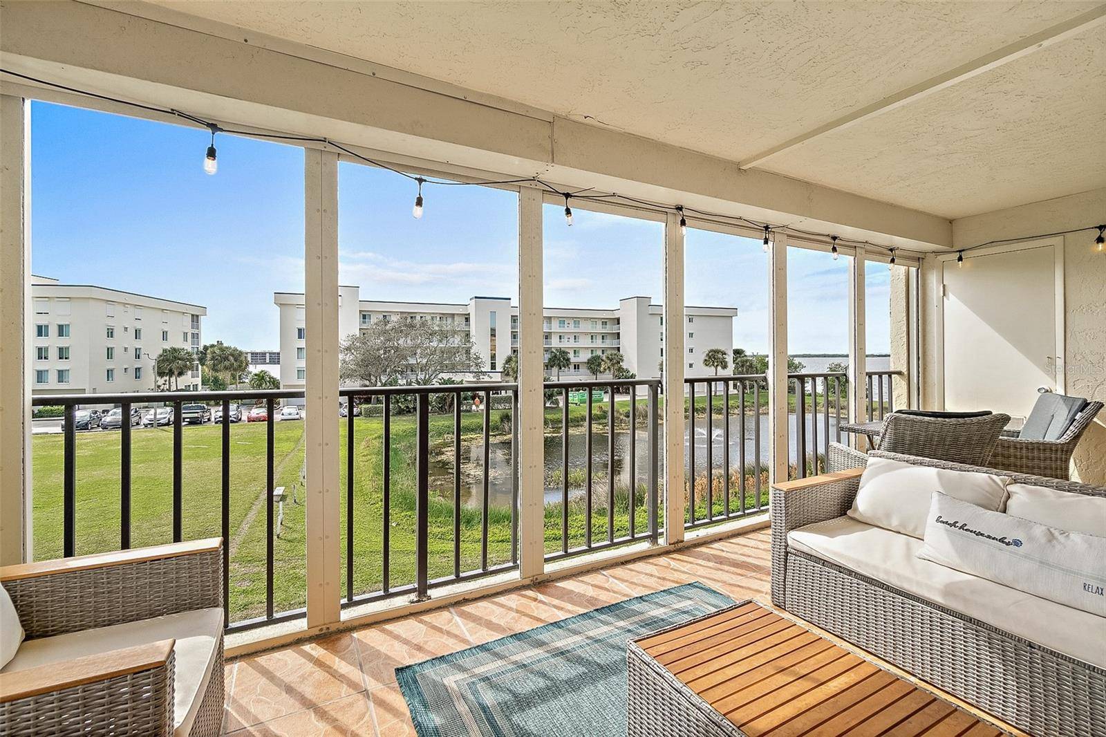190 ESCAMBIA LN #305, Cocoa Beach, FL 32931