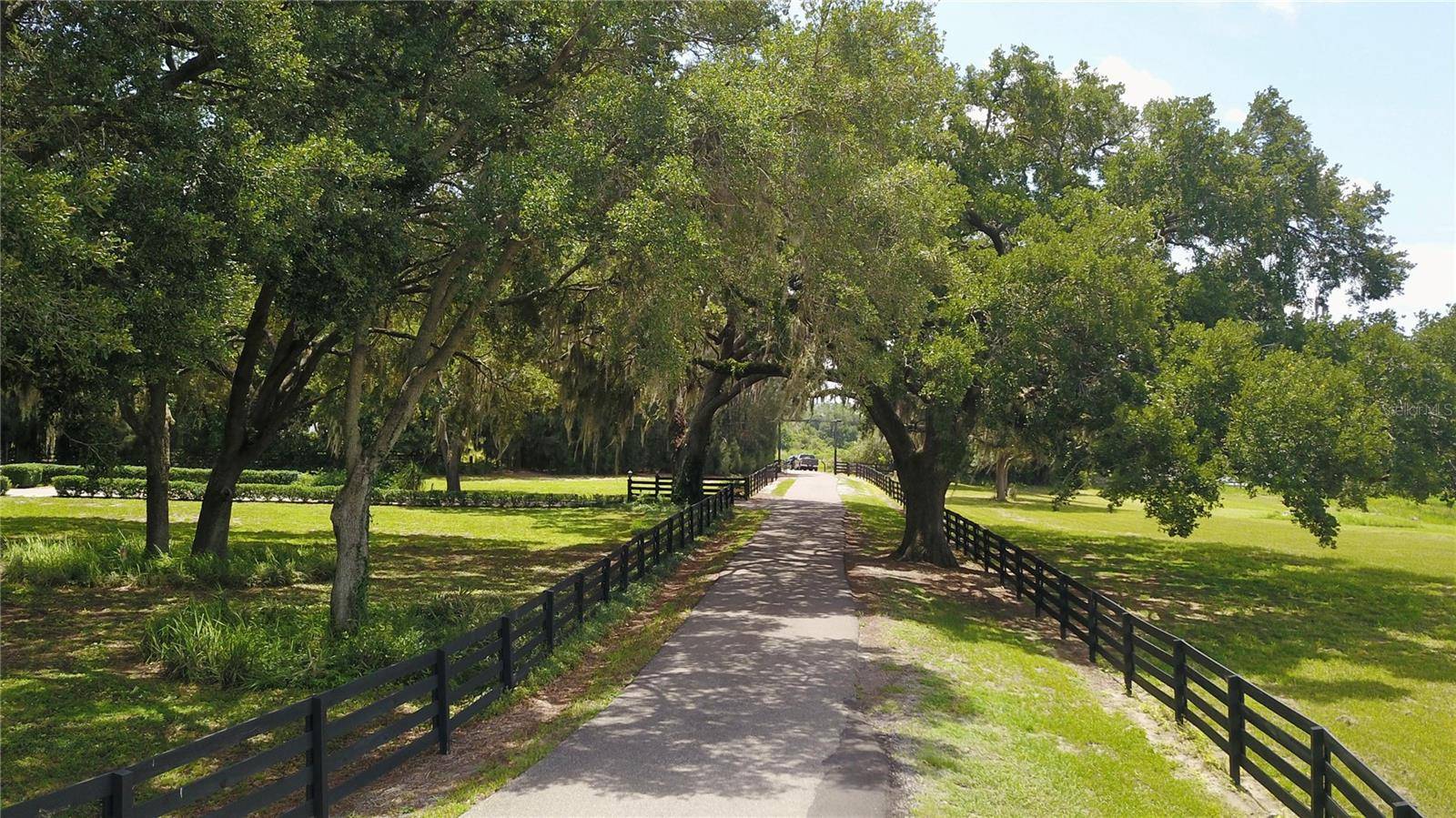 16945 W PHIL C PETERS RD, Winter Garden, FL 34787