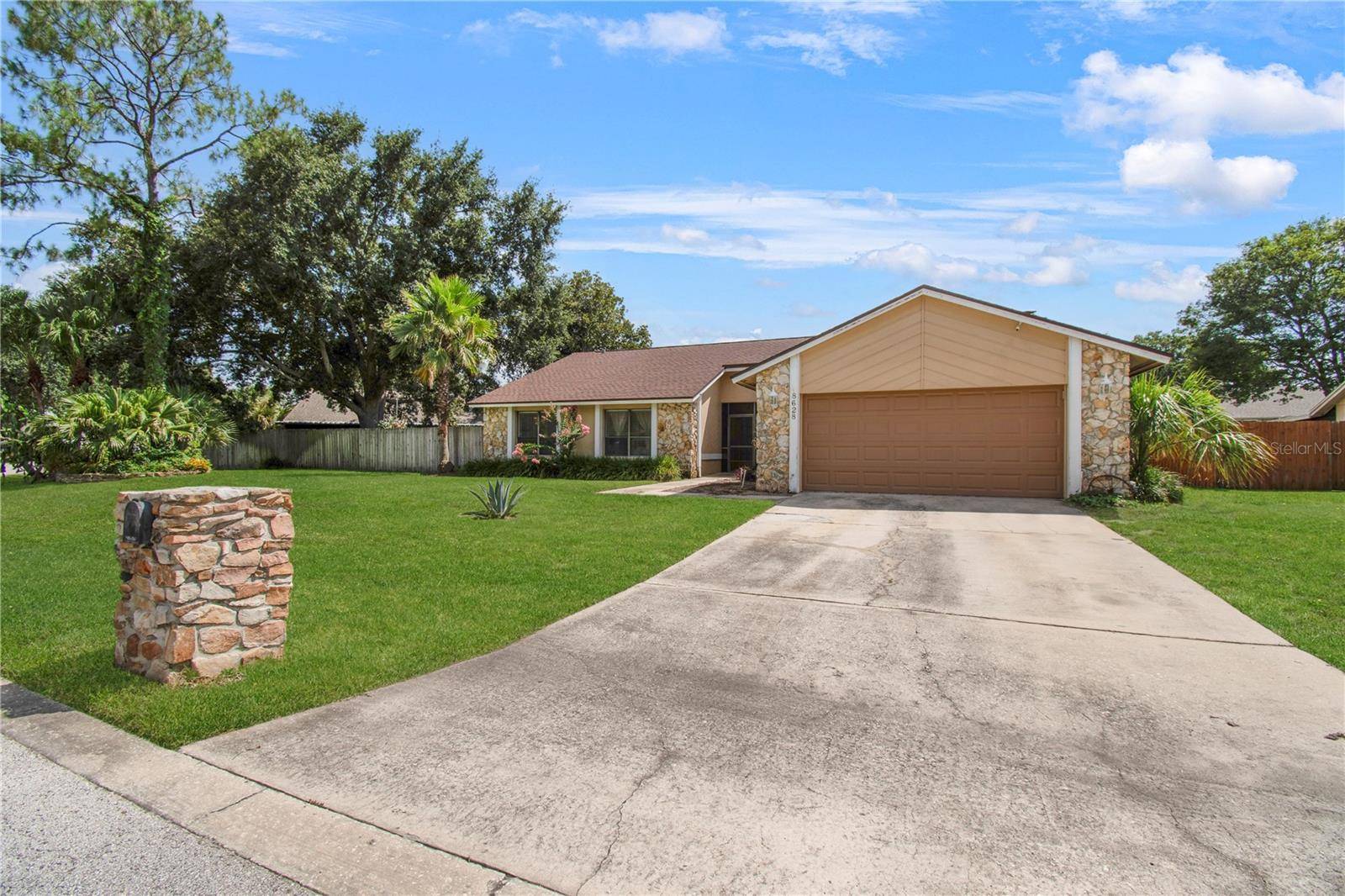 8628 GRANADA BLVD, Orlando, FL 32836