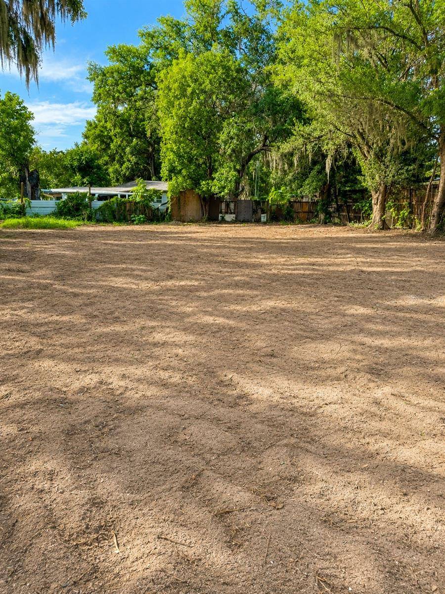 1185 APOPKA BLVD, Apopka, FL 32703