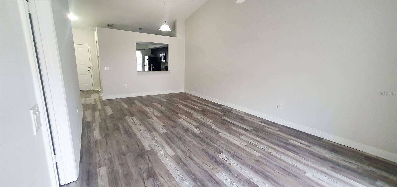 1215 BAREFOOT BAY DR, Orlando, FL 32824
