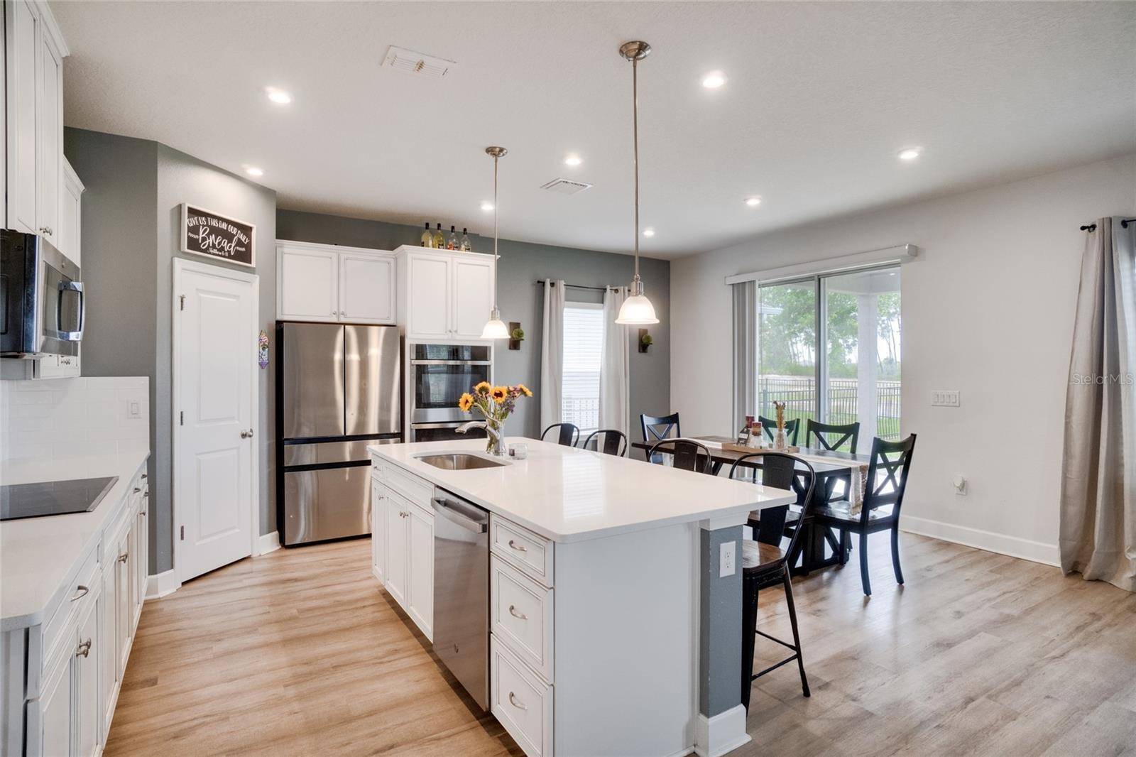 7024 LANIER FALLS RD, Deland, FL 32724