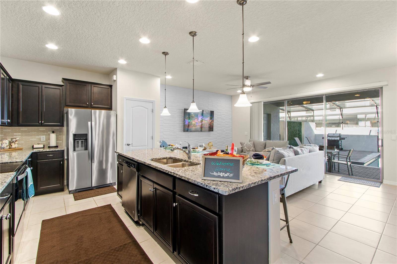 2426 TANGIER DR, Kissimmee, FL 34747