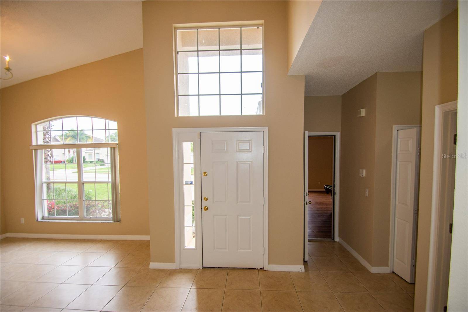 421 LOCKBREEZE DR, Davenport, FL 33897