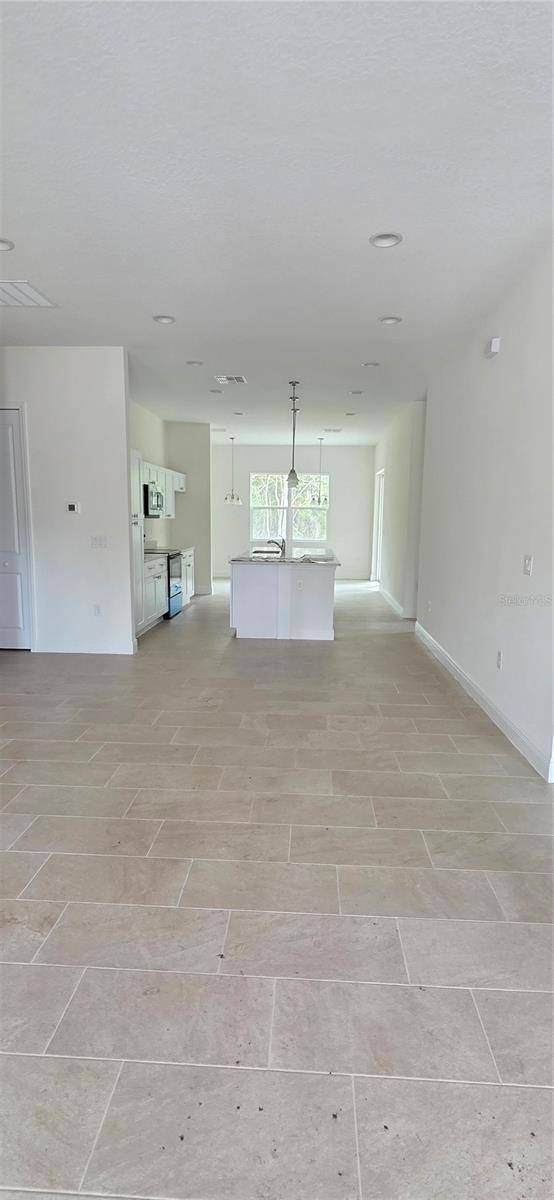 1569 9TH AVE, Deland, FL 32724