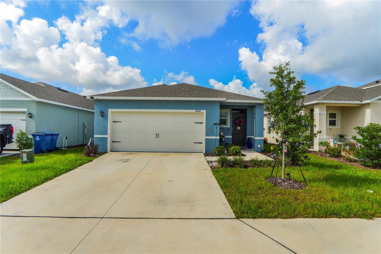 2606 ANGEL FALLS DR, Davenport, FL 33837