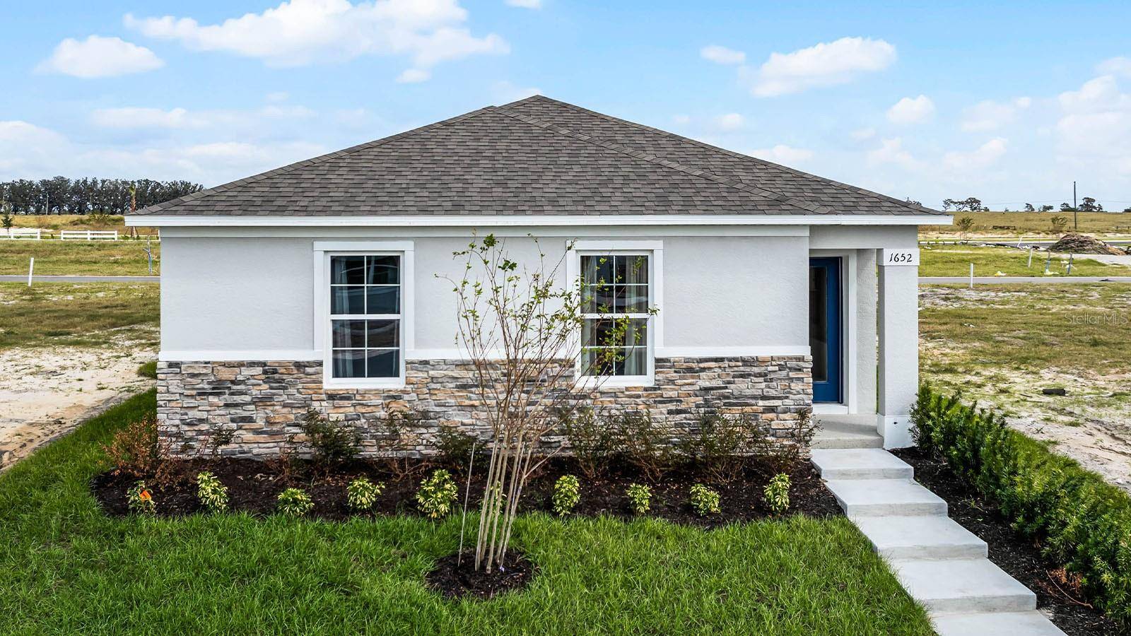 1738 HUMMINGBIRD RD, Winter Haven, FL 33884