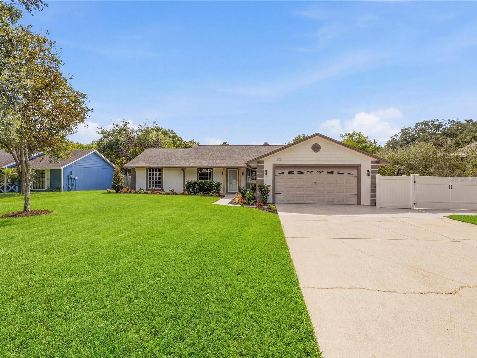505 LAKE CHARM DR, Oviedo, FL 32765