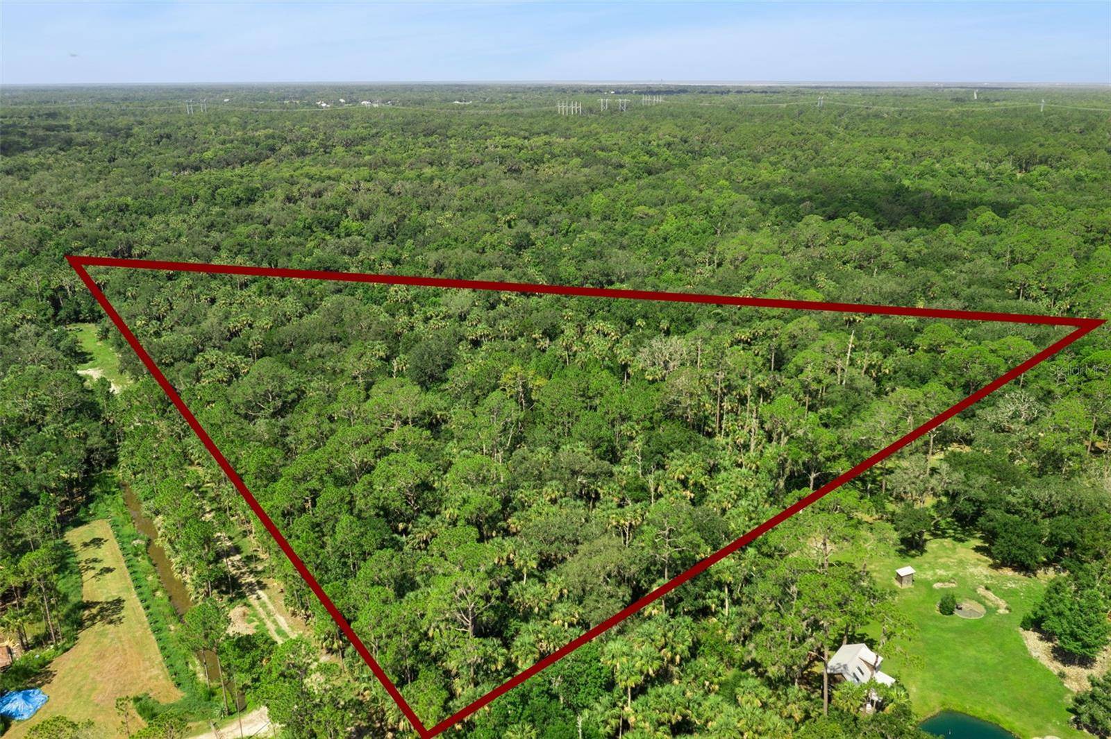 2401 CANVASBACK TRL, Geneva, FL 32732