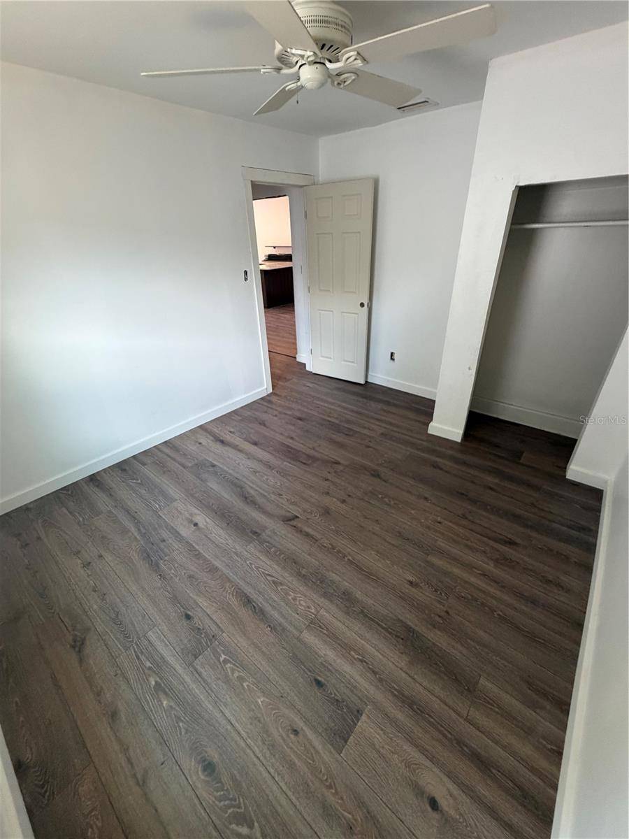 911 N 21ST ST, Fort Pierce, FL 34950