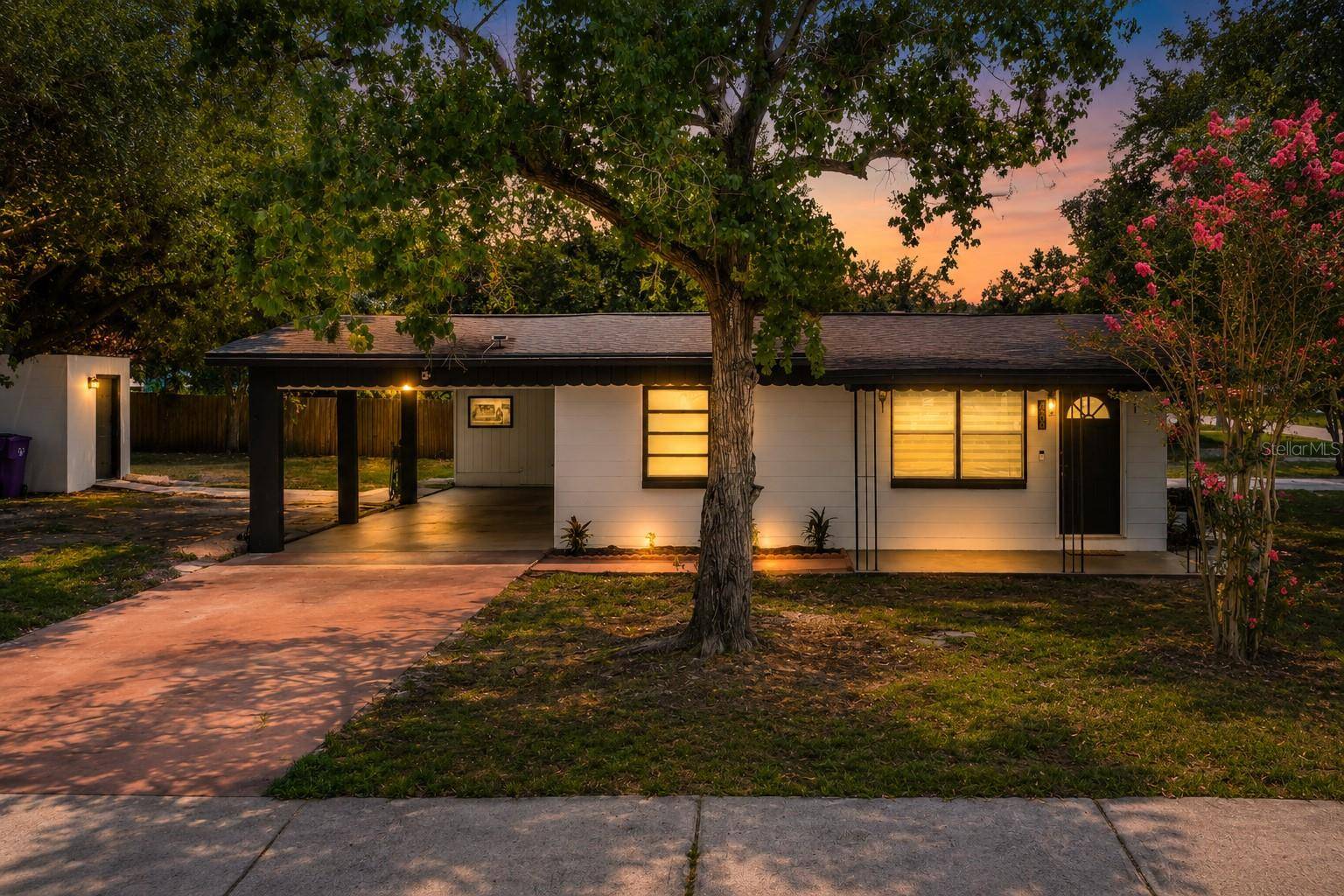 438 CALIFORNIA AVE, St Cloud, FL 34769