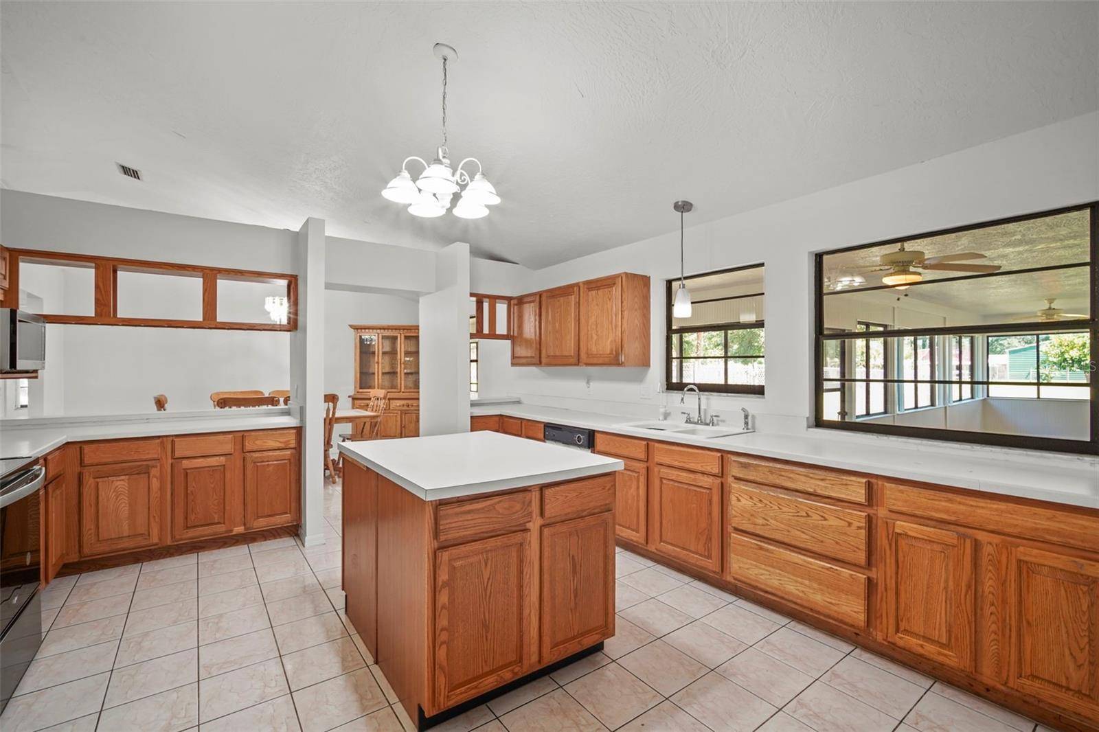 4036 ARLINGTON AVE, Mims, FL 32754