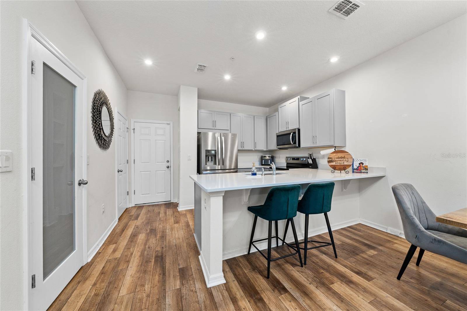 10239 HIGHLINE CREST ST, Orlando, FL 32832