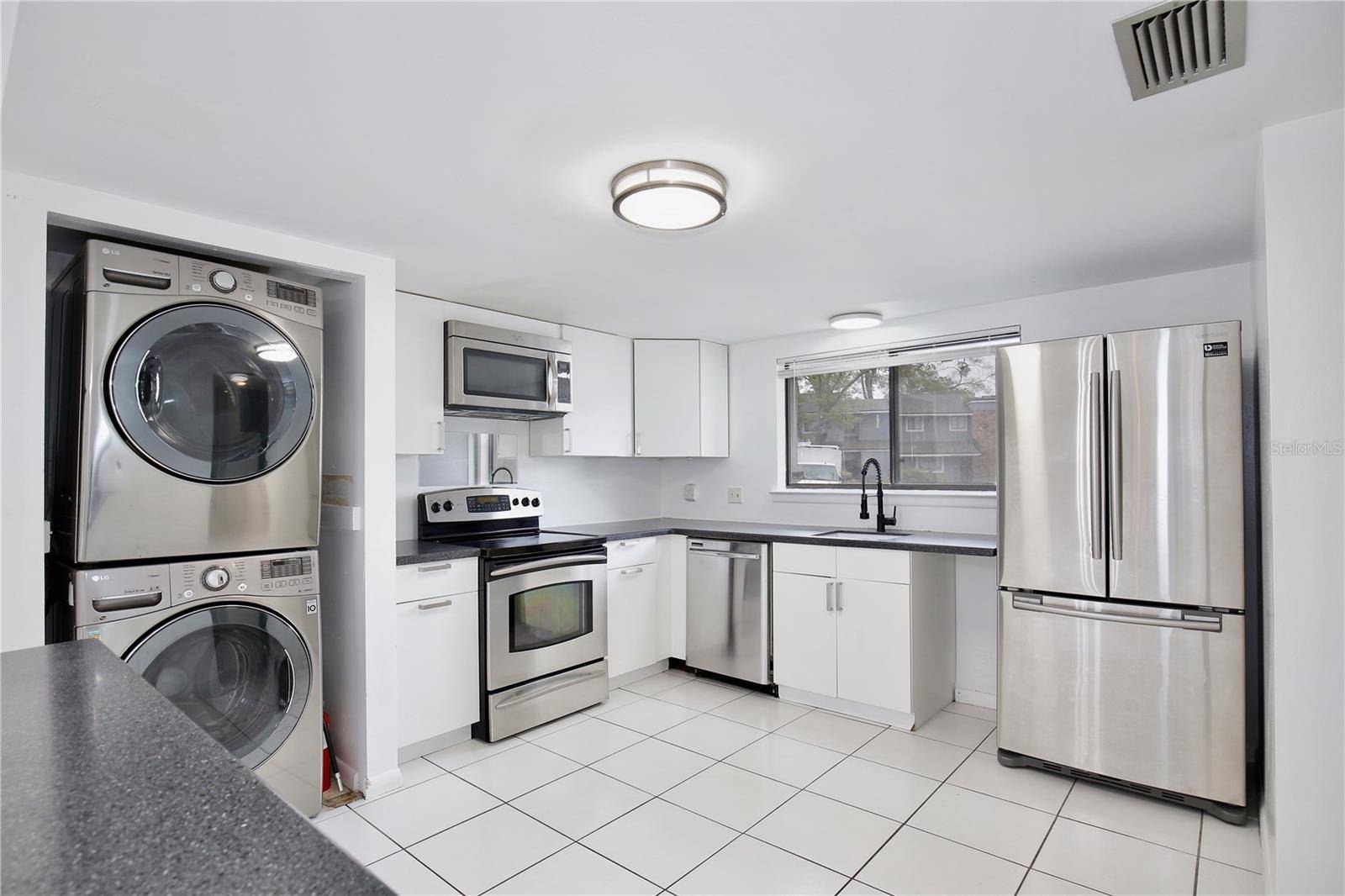 713 SAINT MATTHEW CIR, Altamonte Springs, FL 32714