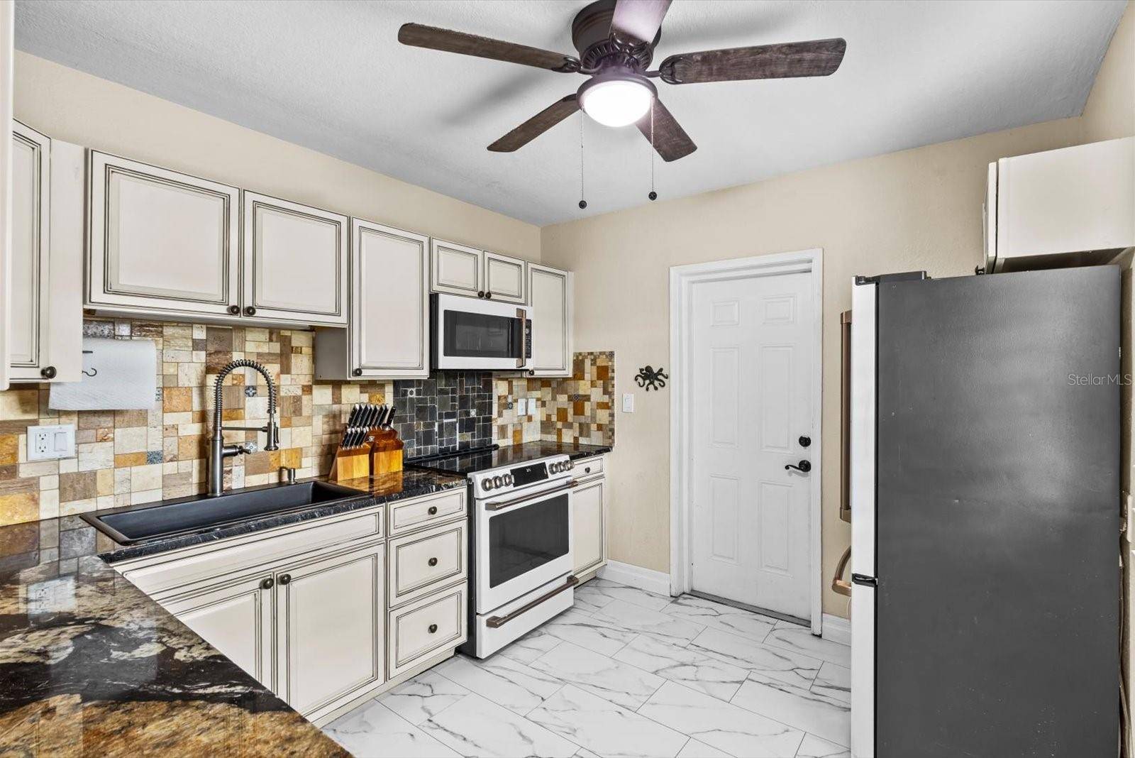 301 GRANADA ST, Fort Pierce, FL 34949