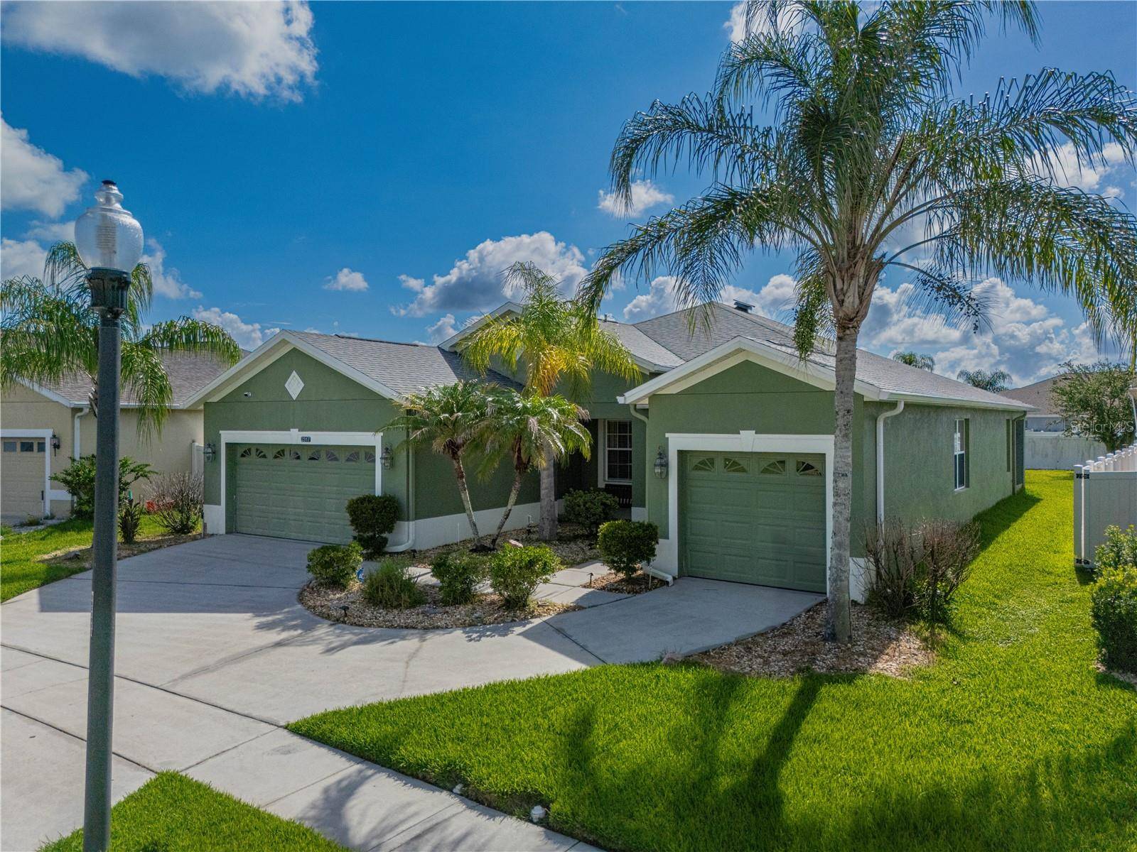 2317 CROSSTON CIR, Orlando, FL 32824